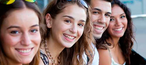 Jóvenes en un curso de inglés en Nueva Zelanda