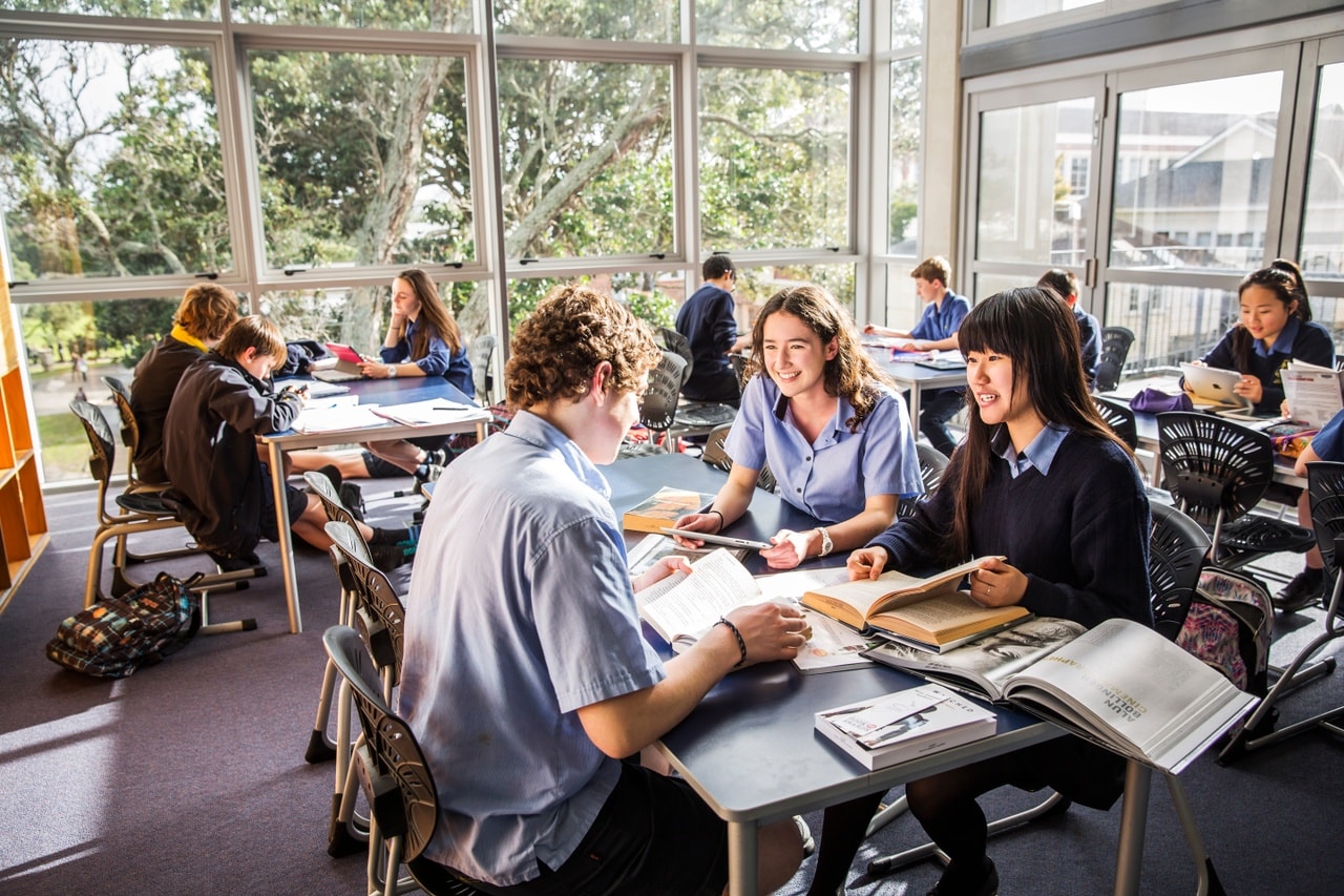 Estudiantes internacionales estudiando y trabajando en Nueva Zelanda