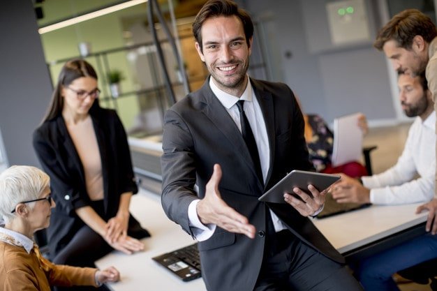 conseguir-empleo--trabajar-en-Nueva-Zelanda-theinfinitynz-min Trabajar en Nueva Zelanda. Aceptar la oferta de empleo - Theinfinitynz