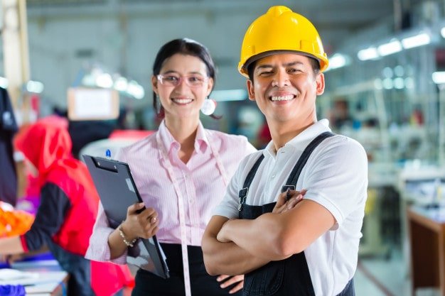 encontrar-trabajo-empleo-en-Nueva-Zelanda-a-traves-recomendaciones-amigos -conocidos-theinfinitynz-min Trabajar en Nueva Zelanda encontrar trabajo a través de amigos - Theinfinitynz